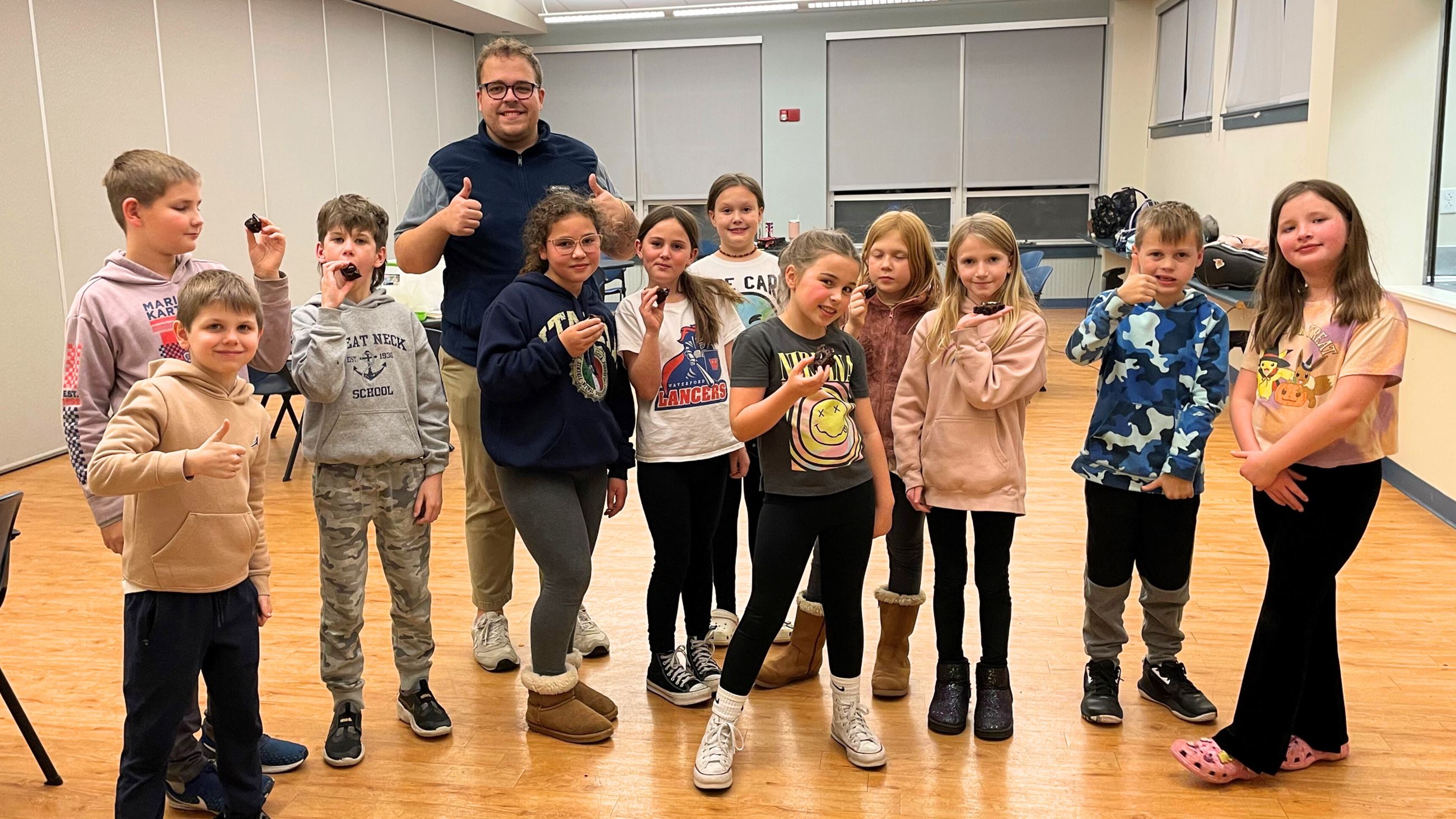 568b12f4-3b98-4a31-9e43-ed2a5d99f07b